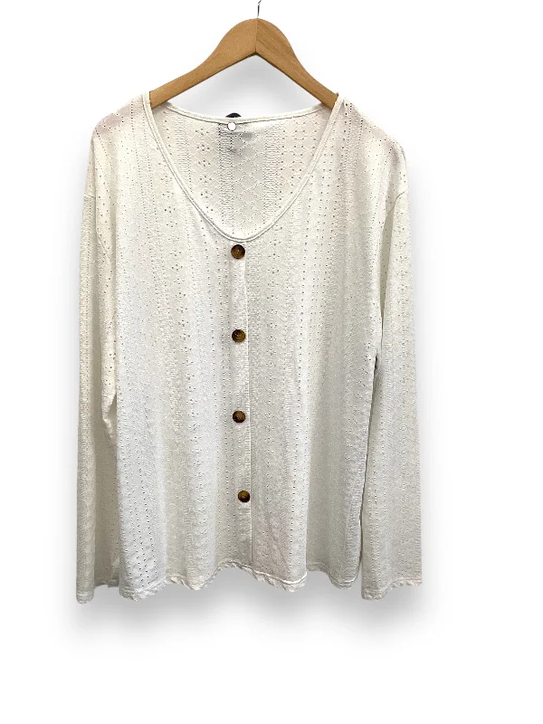 Top Long Sleeve By Clothes Mentor In White, Size: 3x